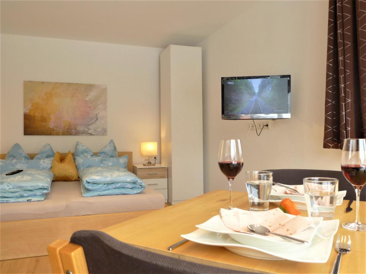 Cozy Mountain View Apartment With Terrace And Garden Innsbruck Ngoại thất bức ảnh